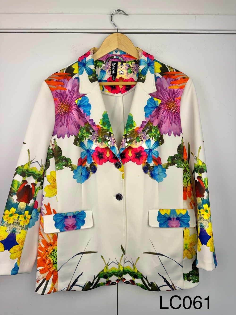 Berek Multicolor Floral Print White Blazer